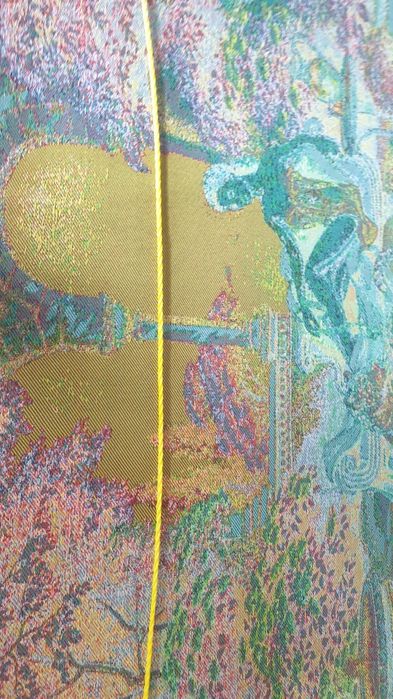 Ideal Original rasm kortina qo'lda tikilgan. Aybi yuq. 130×67 sm