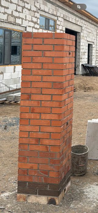 Строитель каменщик,Есть Бригада