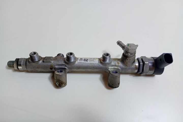 Rampa injectoare 059130090CN Audi A8 D4/4H seria