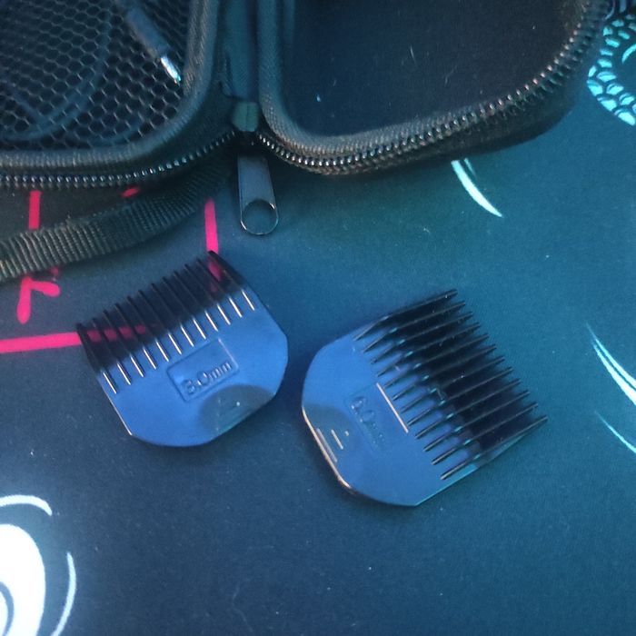 Aparat de ras și aparat de tuns 2in1