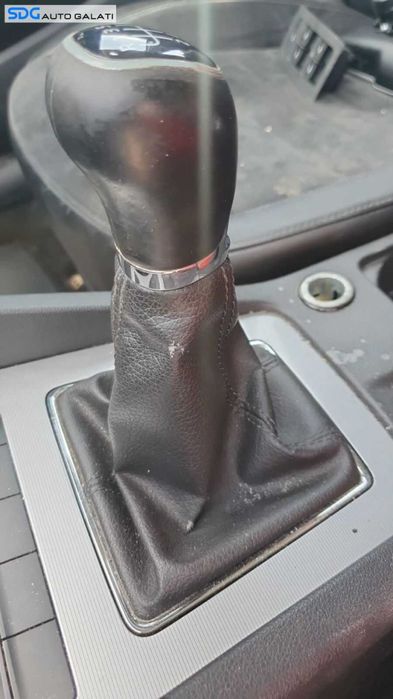 Nuca cu Manson Piele 6 Trepte Manuala Skoda Octavia 3 2013 - 2017 [0298]