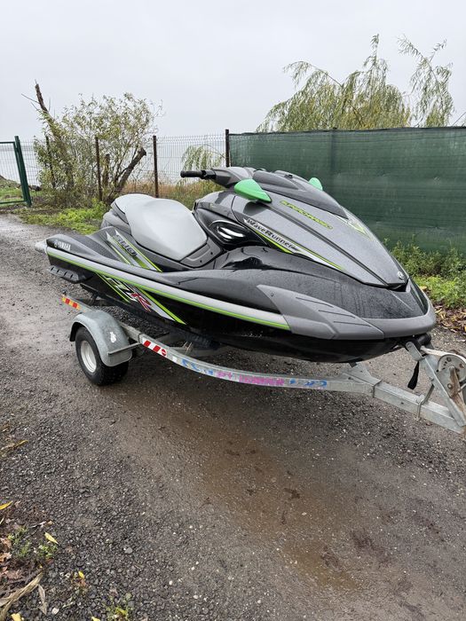 Skijet Yamaha FZR SHO 2012