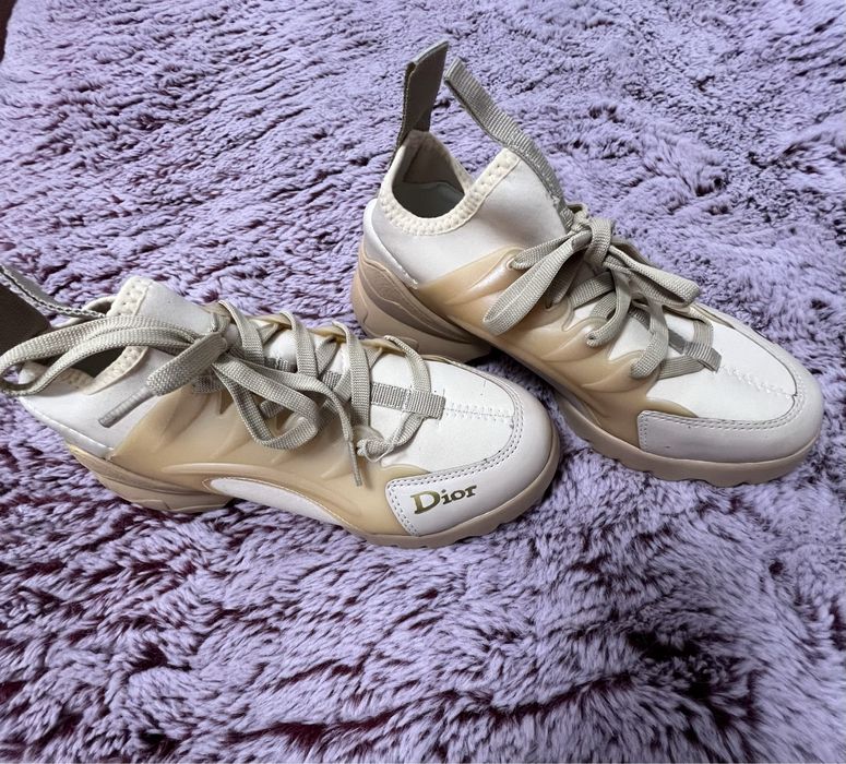 Adidasi bej masura 36