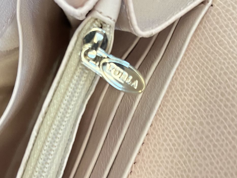 Портмонета FURLA Babylon в два размера.Нови,с етикети и торбичка.