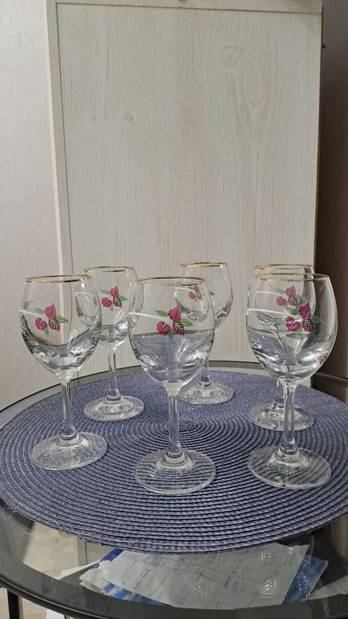 Продам бокалы для вина. Производство Корея. 4000 тенге