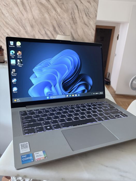 Lenovo Ideapad 6