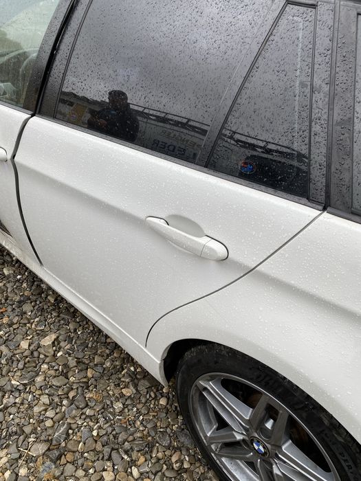 Ușa / portiera stânga spate Bmw seria 3 e91 alb