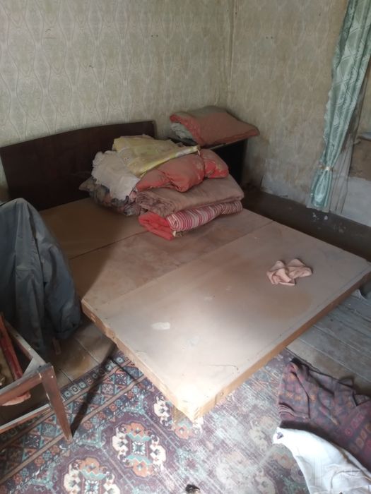 Дрова старая мебель