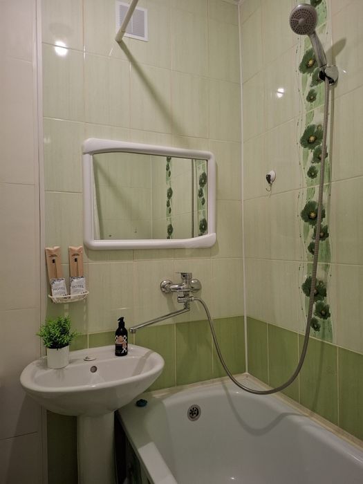 KINOROOM Почасово КИНОРУМ Посуточно