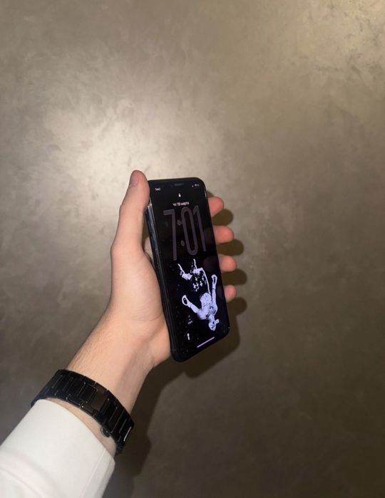 Айфон 11 про  обмен телефон