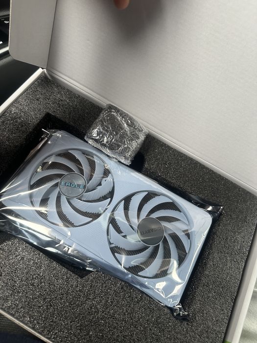 Ryzen 5 7500f продам и rtx 5060 8gb