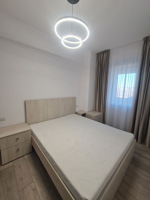 Închiriez apartament cu două camere în bloc nou mobilat si utilat