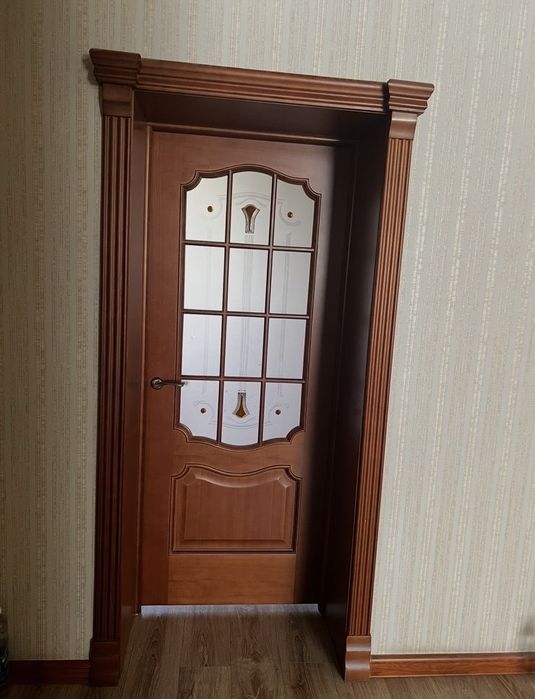 Стол стулья спальный гарнитур