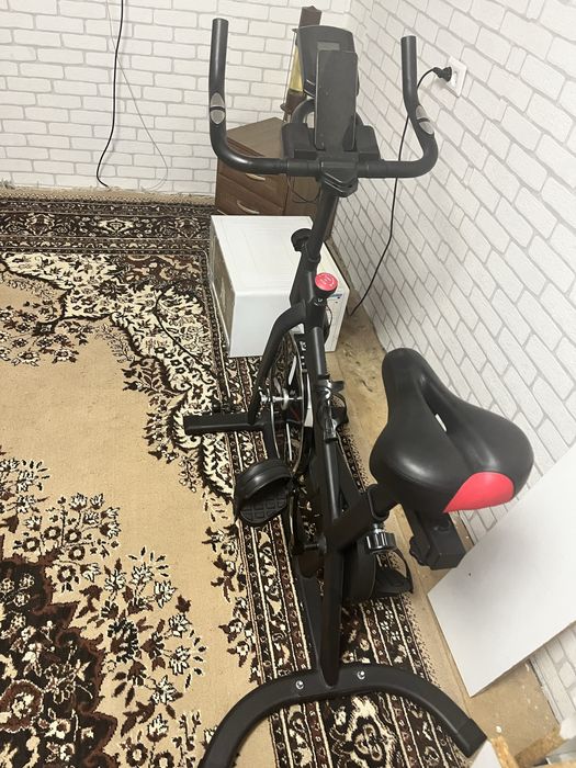 Продам тренажерный велосипед