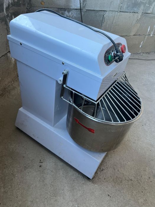 Печь для хлеба и растойка Тестомес