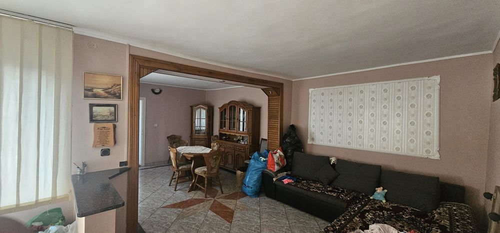 Casă la preț de apartament la 35 de km de oradea - Lugasu de Jos