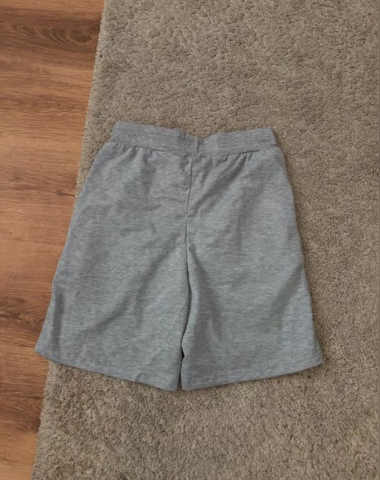 Pantaloni essentials