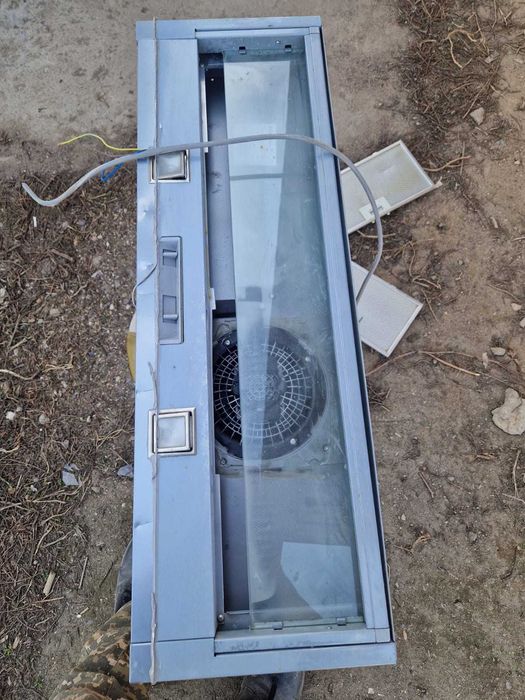 Продам вытяжку для кухни