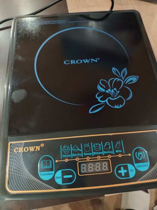 Идукционен котлон Crown