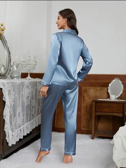 Pijama satin bleu ciel