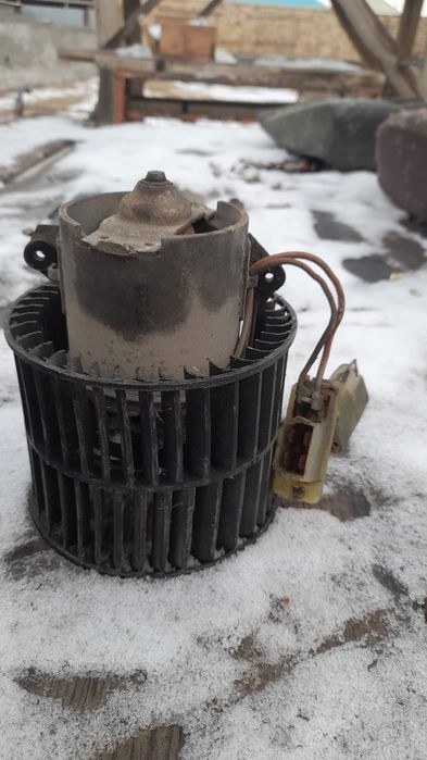 Опельге пеш моторчигі