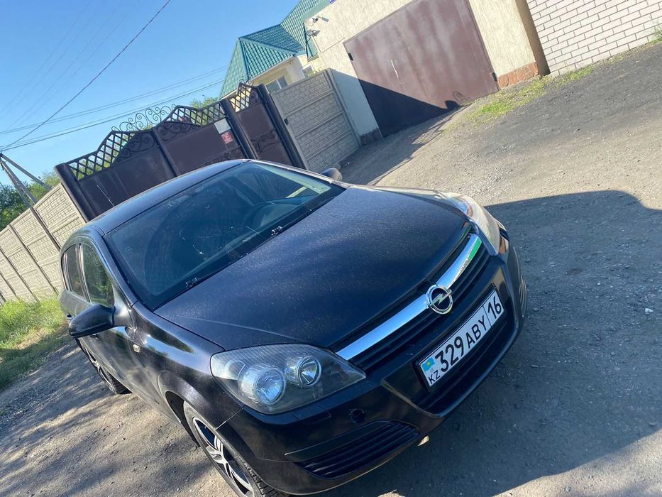 Продам машину Опель астра