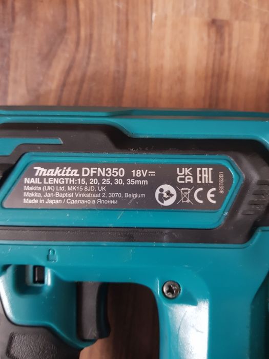 Pistol de cuie Makita DFN  350