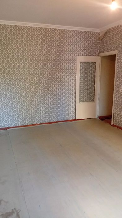 Продам 1ком кв.в 10мкр д 16