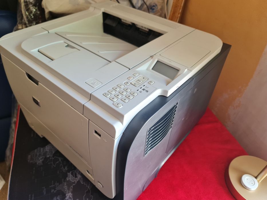 Imprimanta Modelul HP LaserJet P3015
Imprimantă laser
