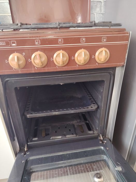 Aragaz+Mașina de spalat