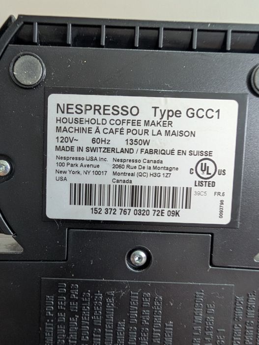 Продается капсульная кофемашина Nespresso Vertuo
