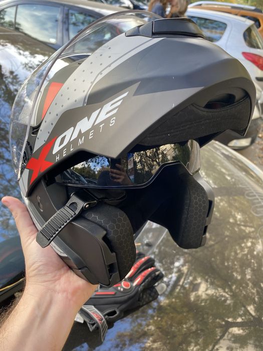 Casca moto flip up