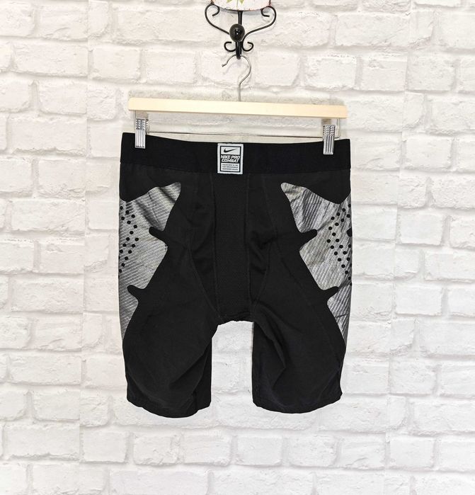 Nike Pro Combat Hyperstrong Compression къси панталони размер L
