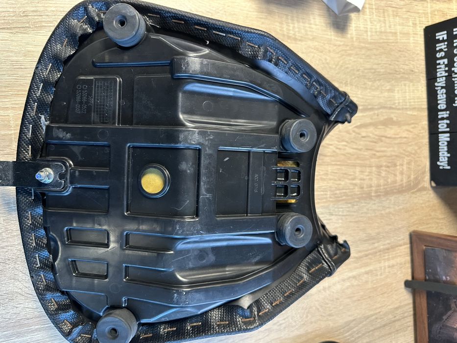 Висока седалка за ninja 650/Z650 (2017-2025)