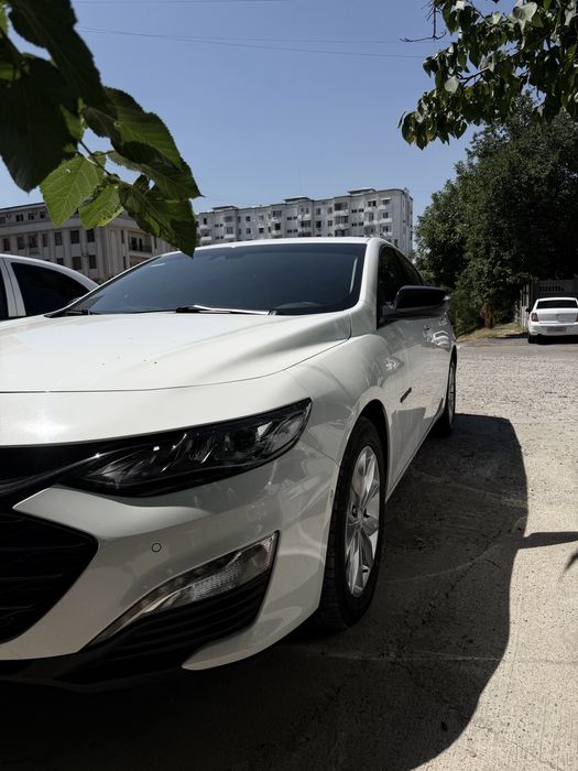 Chevrolet Malibu 2