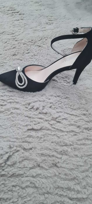 Официални обувки