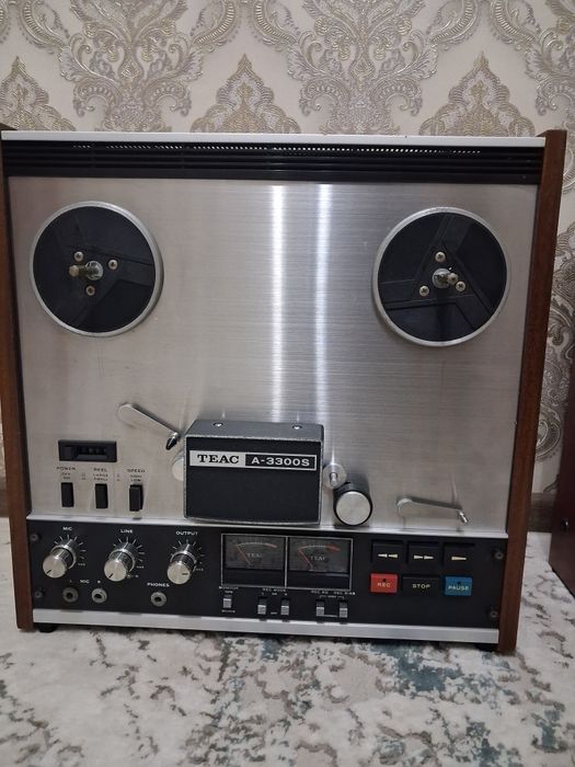 Катушечный магнитофон  Teac 3300s