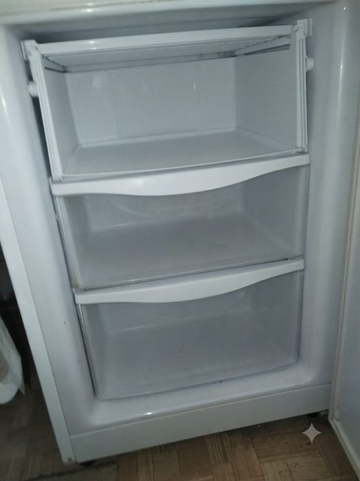 Холодильник продам
