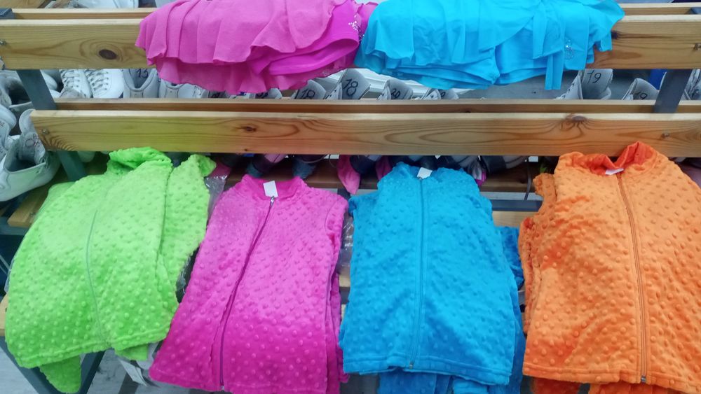 Одежда для фигурного катания