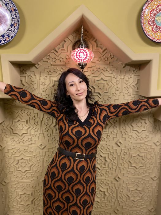 Продам платья коктельного плана