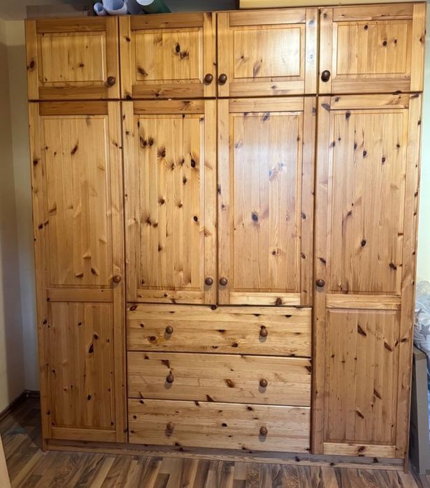 Dulap dormitor masiv