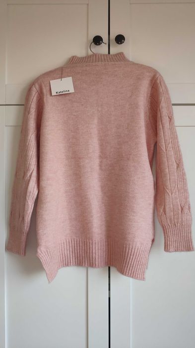 Топъл пуловер размер S 60% отстъпка