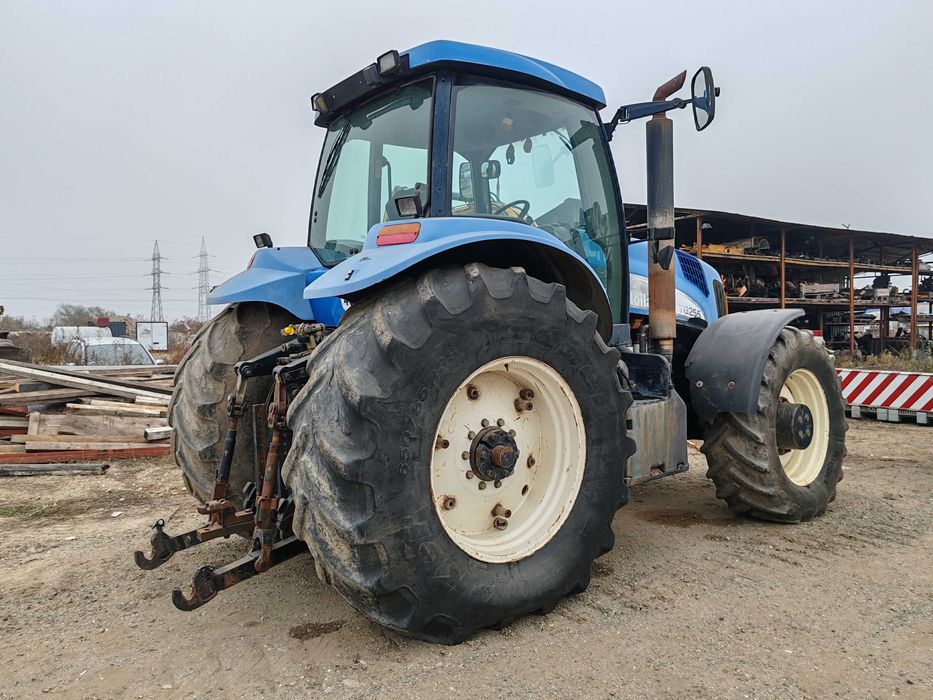 Tractor New Holland TG 255