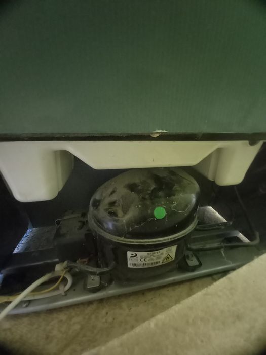 Холодильник янги