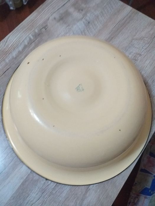 Эмалированный таз