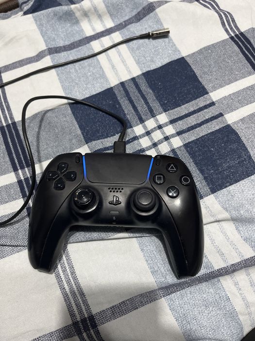 Продам джойстик ps5 DualSense