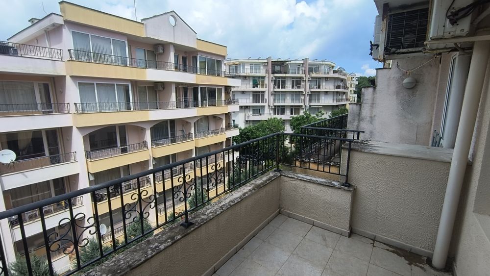 Продава се Двустаен апартамент в к.к. Слънчев бряг - 63 кв.м за 1032 €/кв.м - Снимка #5