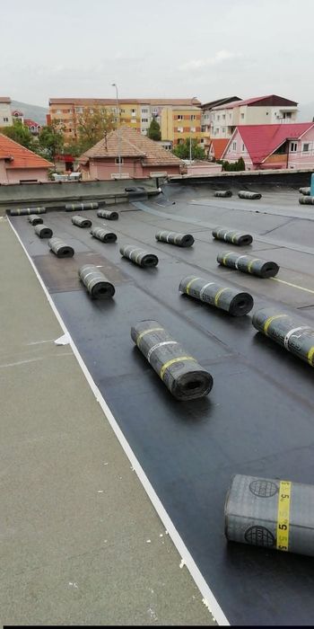 Reparații acoperișuri