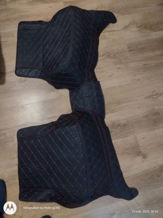 Vând preșuri Audi A3