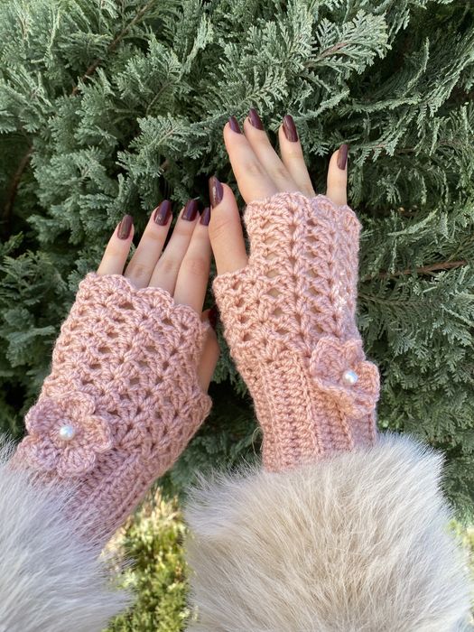 Ръчно плетени ръкавици